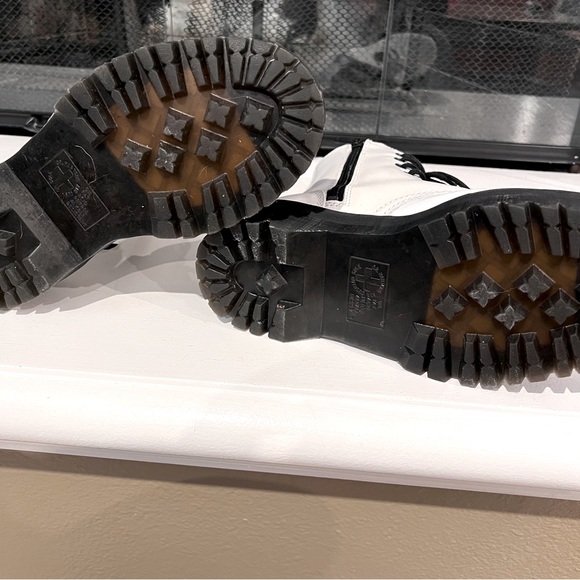 Dr Martens Jadon Boot - Picture 5 of 6